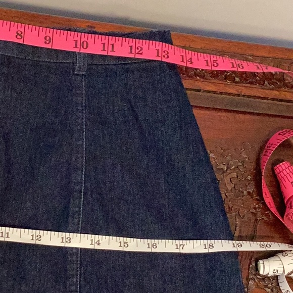 Forever 21 denim a-line mini skirt size small - Picture 3 of 5